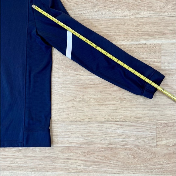 Under Armour Thermal Shirt Men’s M Blue Long Sleeve Waffle Knit All Season Gear - Picture 9 of 10